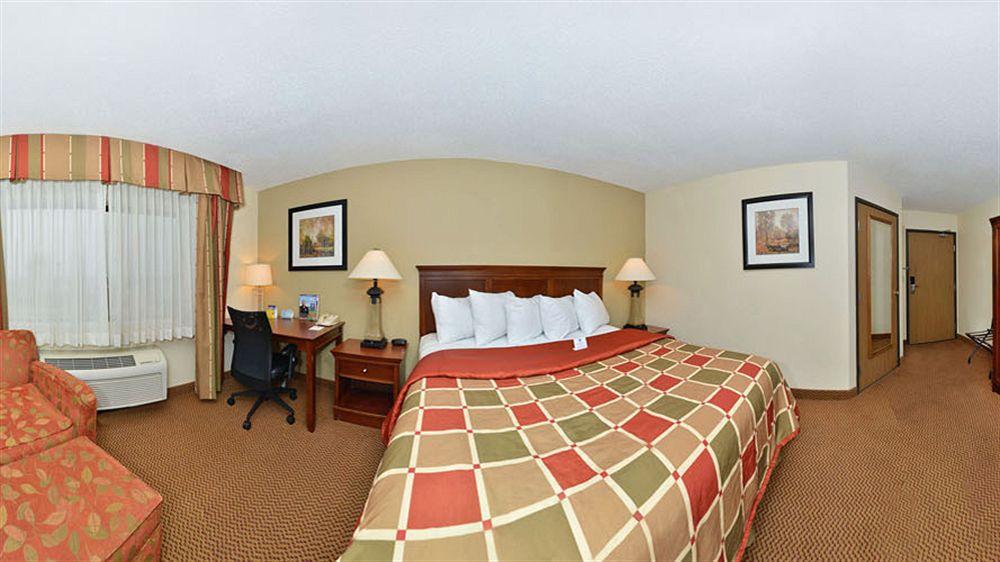 Ramada By Wyndham Platte City Kci Airport Zewnętrze zdjęcie