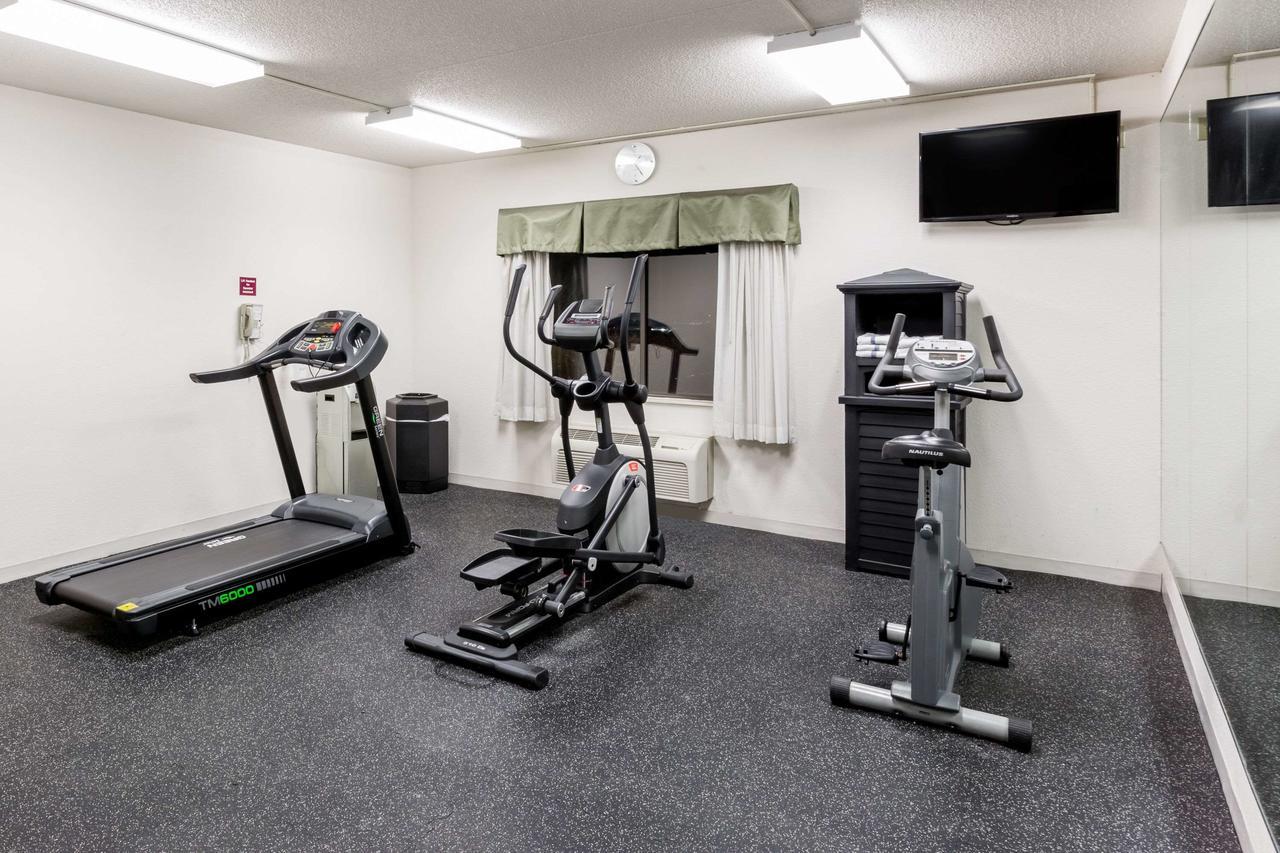 Ramada By Wyndham Platte City Kci Airport Zewnętrze zdjęcie